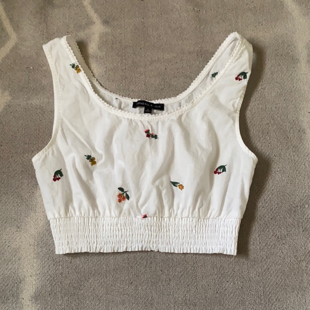 Kendall and Kylie White Flower Tank